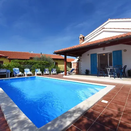 Cherry House Villa *