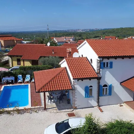 Villa Cherry House *