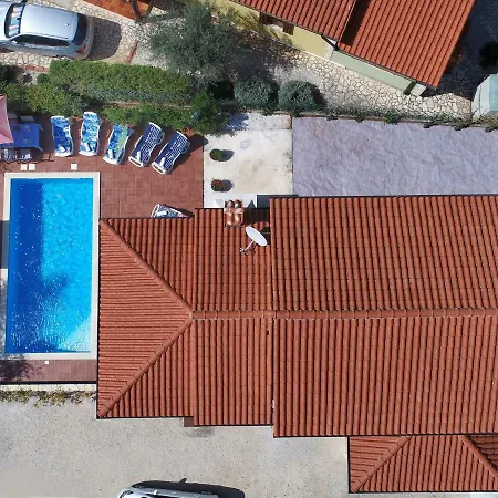 Cherry House וילה Višnjan