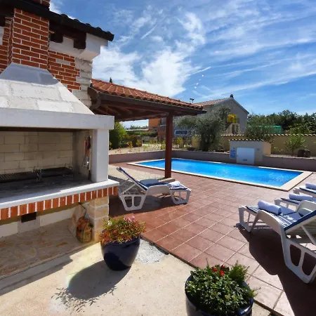 Villa Cherry House Višnjan